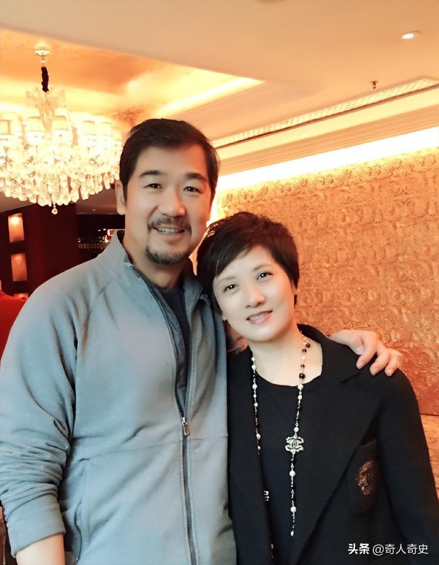 《康熙微服私访记》主演近况:三德子养鸡,小桃红发福,法印最惨_张国立