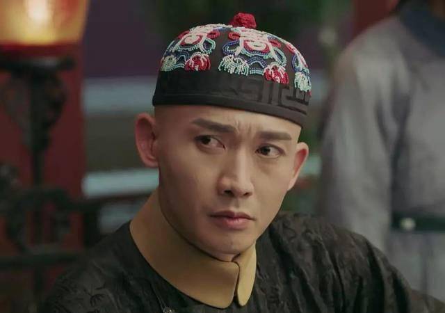 清朝官员帽子佩戴,每个官级戴的帽子都不同,样式都有讲究_时期_颜色