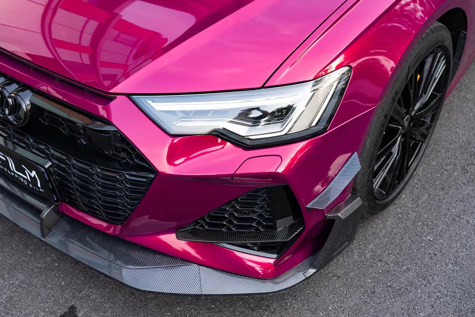 奥迪a6-ek改色膜琉璃塔塔红,又甜又辣的颜色_草莓_瞬间_酷酷