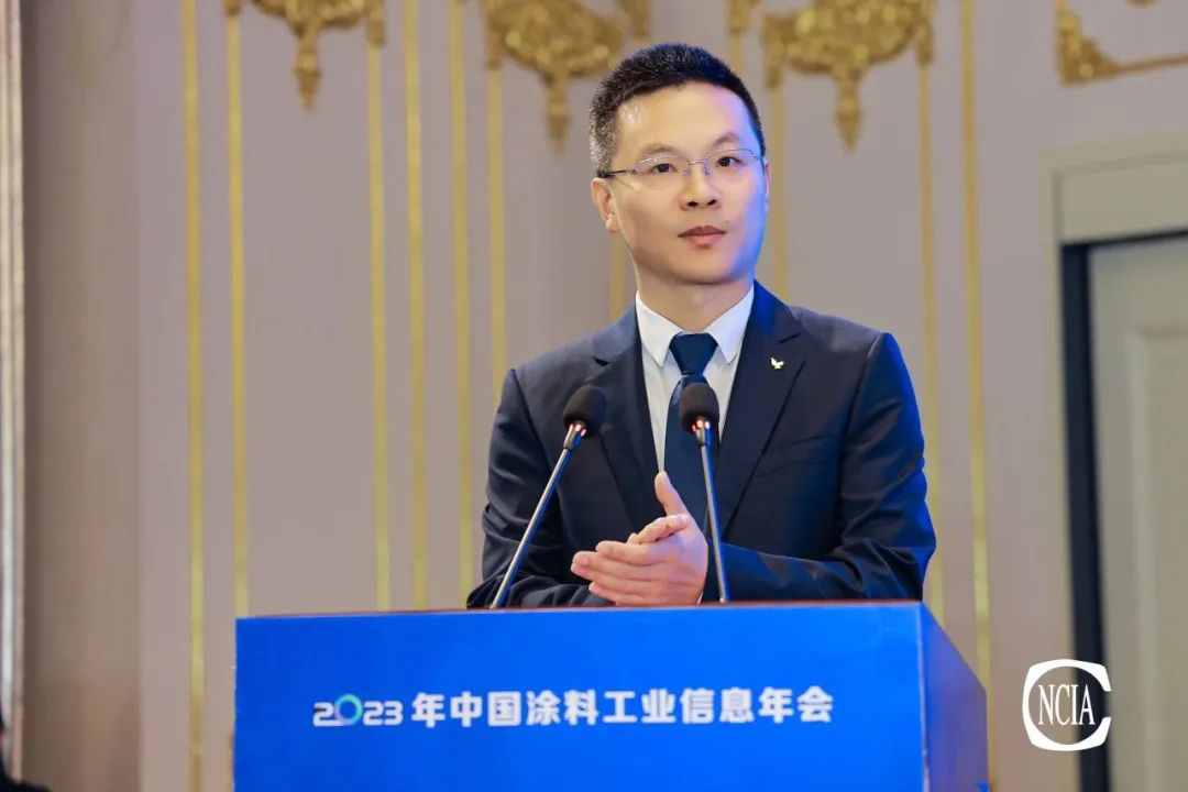 会上,明光市委常委,副市长张瑞作主持,中共明光市人民政府市长张传宗