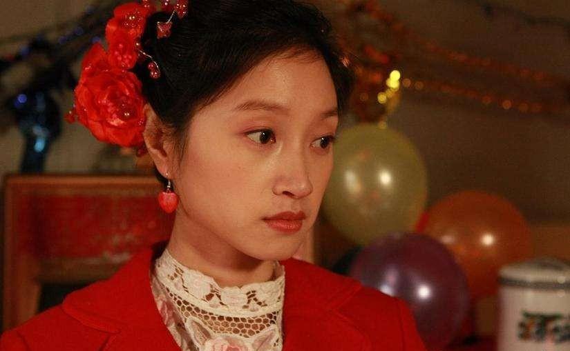朱亚文1984年出生于江苏省盐城市亭湖区,因为学习不是太好父母认为