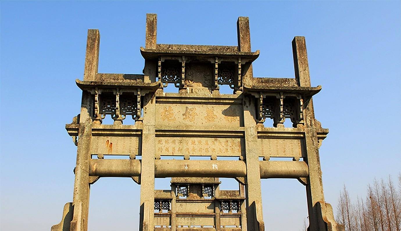 官员死后可以建牌坊吗？一品大员是标配，二品以下的就不一定了