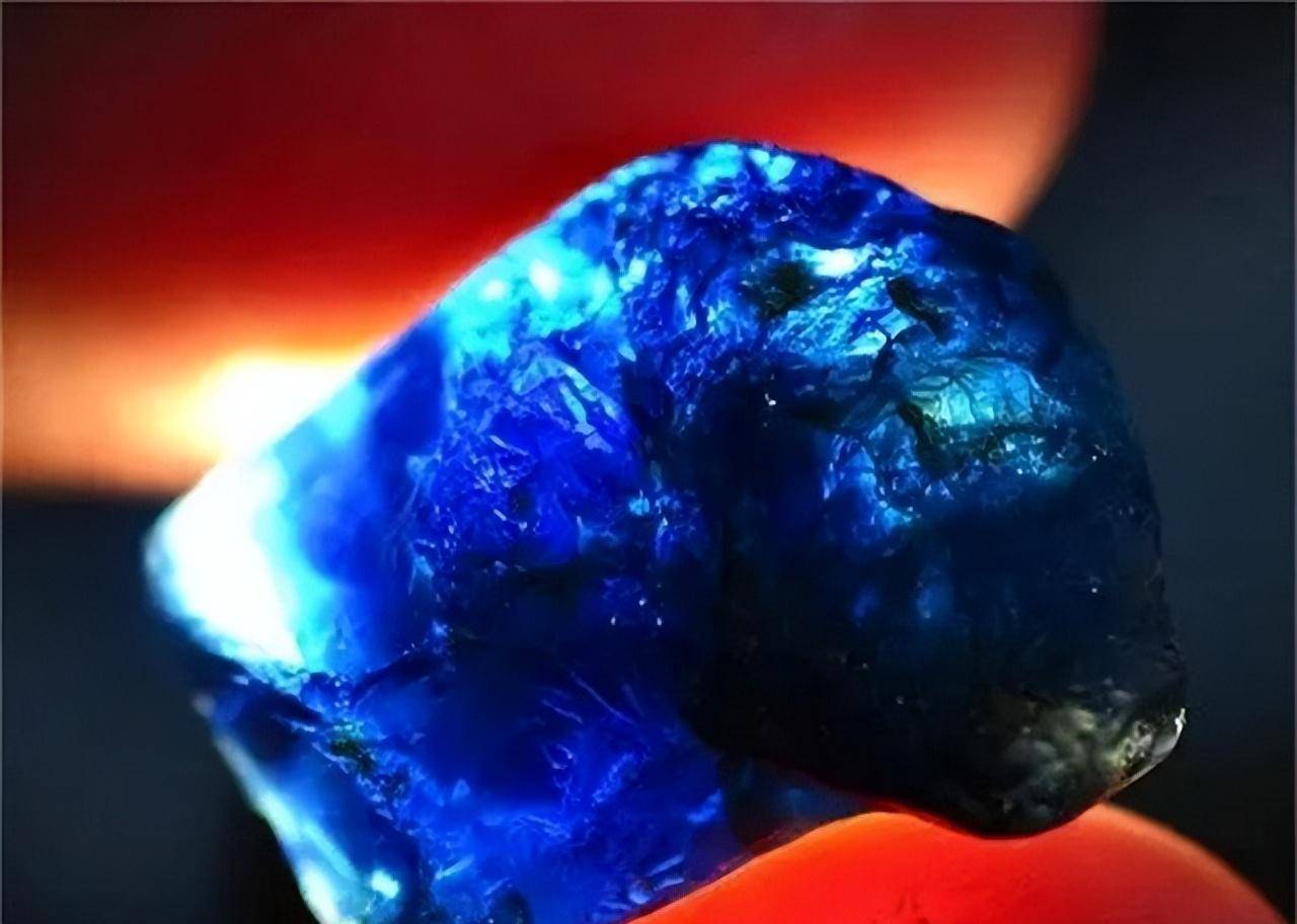 1988年山东村民低价卖打火石,看到新闻后傻眼:实际上价值连城_石头