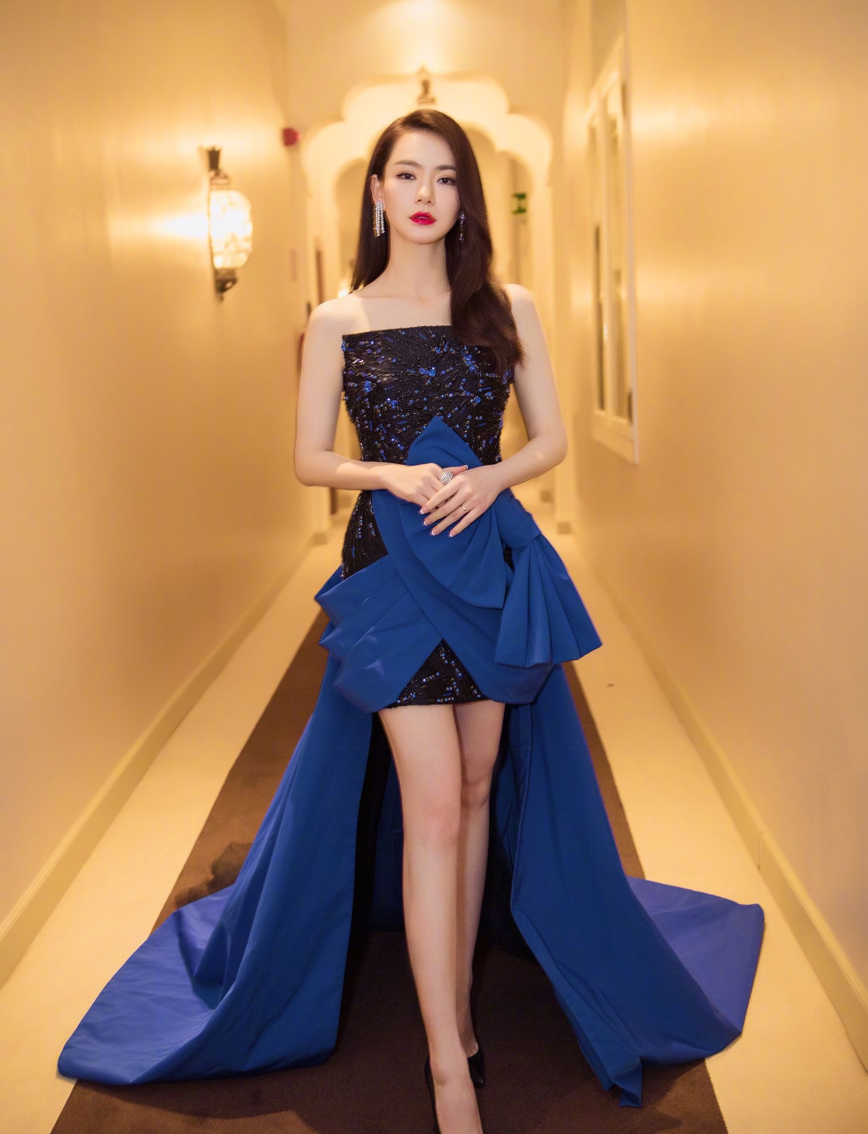 "_戚薇_李承_女明星