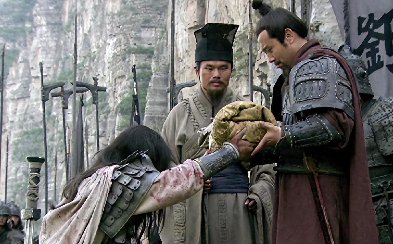 刘备临终前说:万万不可重用赵云,其实是因为赵云不适合官场_曹军_曹操