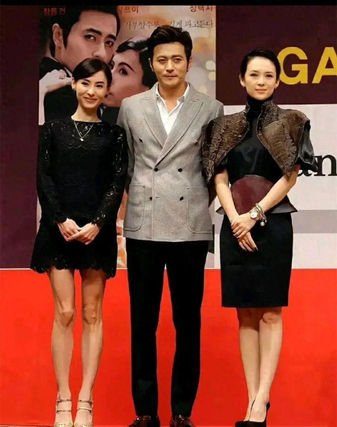 都是单亲妈妈,张柏芝小1岁却像章子怡姐姐!她老气横秋她减龄!