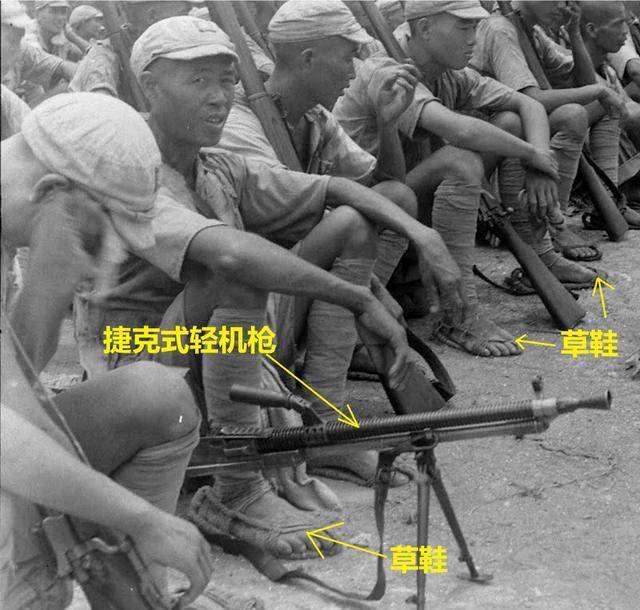 真实国民革命军单兵装备,没有一人一挺机枪,而是酒葫芦当水壶_士兵