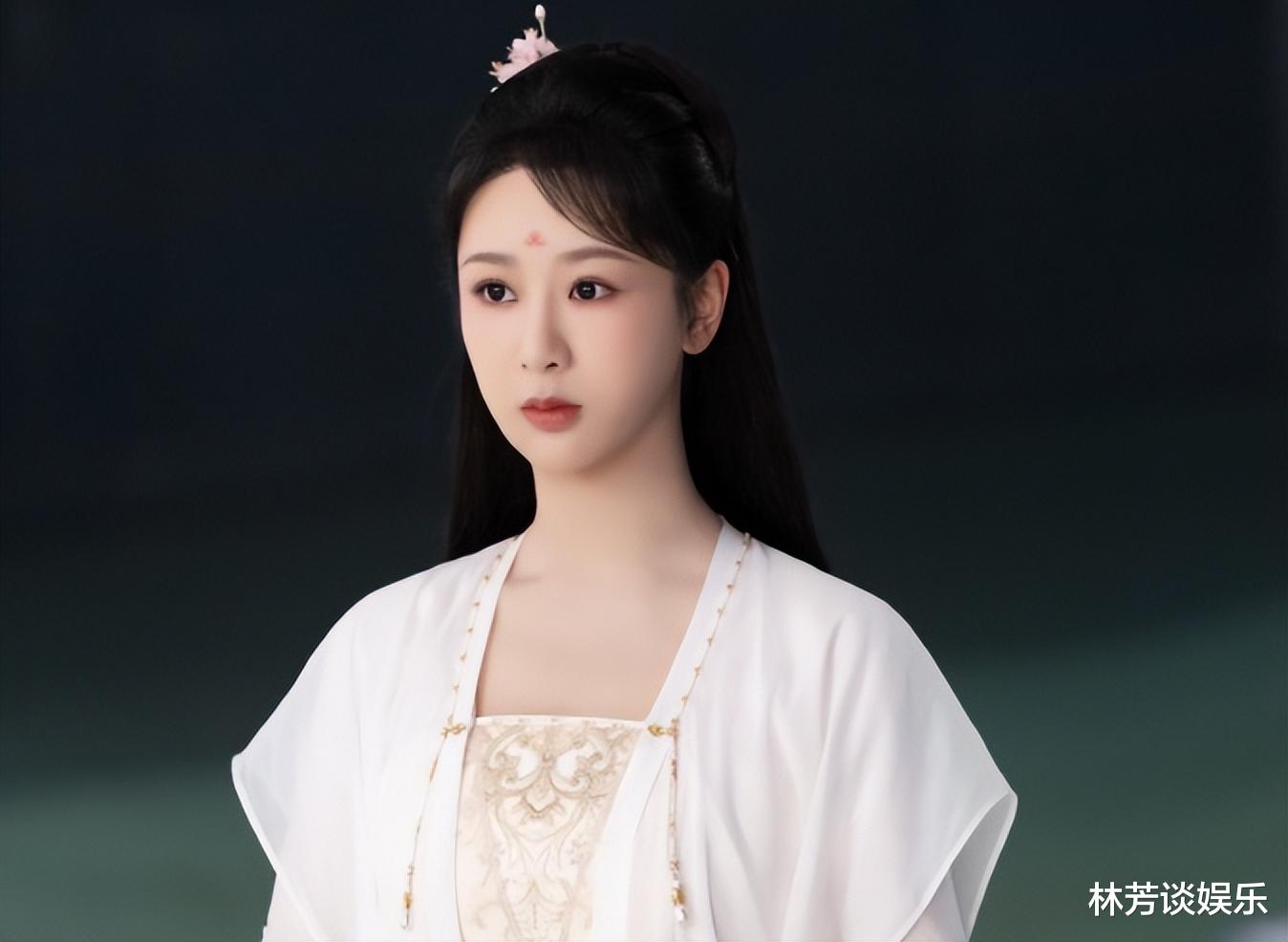 《国色芳华》将拍,杨紫与李现成男女主首选,观众安心了_角色_合作