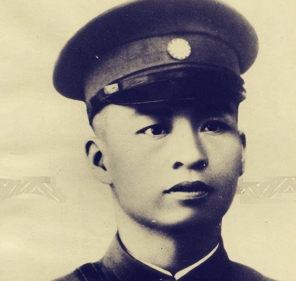 虽然一直号称是粤系大佬,但都是你方唱罢我登场,缺乏统治的持续性,自