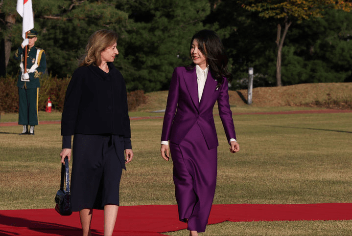 韩国第一夫人和布林肯会见!