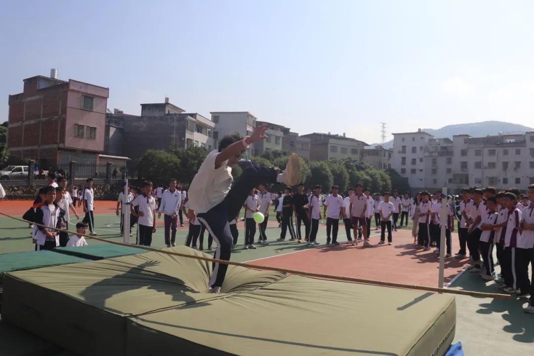 丰顺县第一中学举行第39届田径运动会_全体师生_开幕式_水平