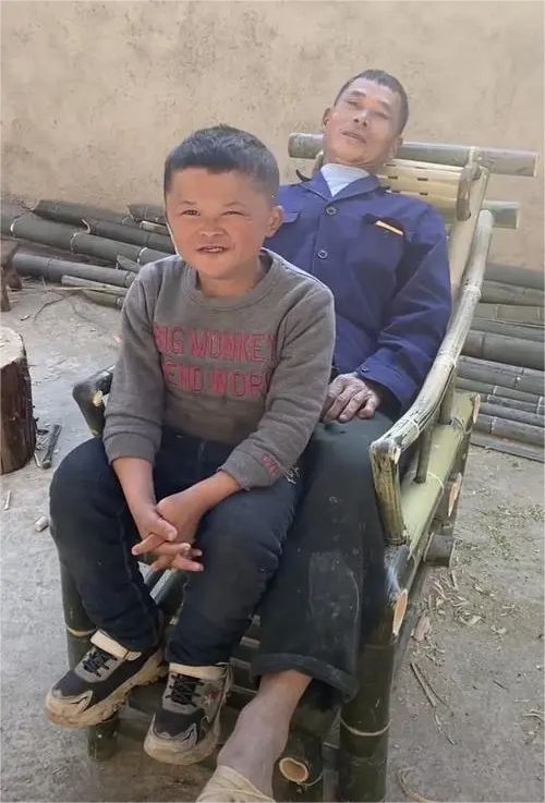 范小勤_父亲_马云而