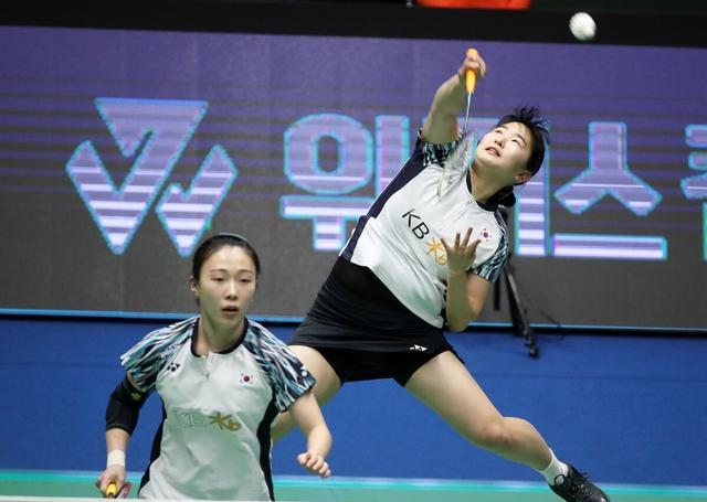 女双八强分别是韩国的金雅英/金素贞,金侑玎/李妍雨,郑娜恩/金惠贞