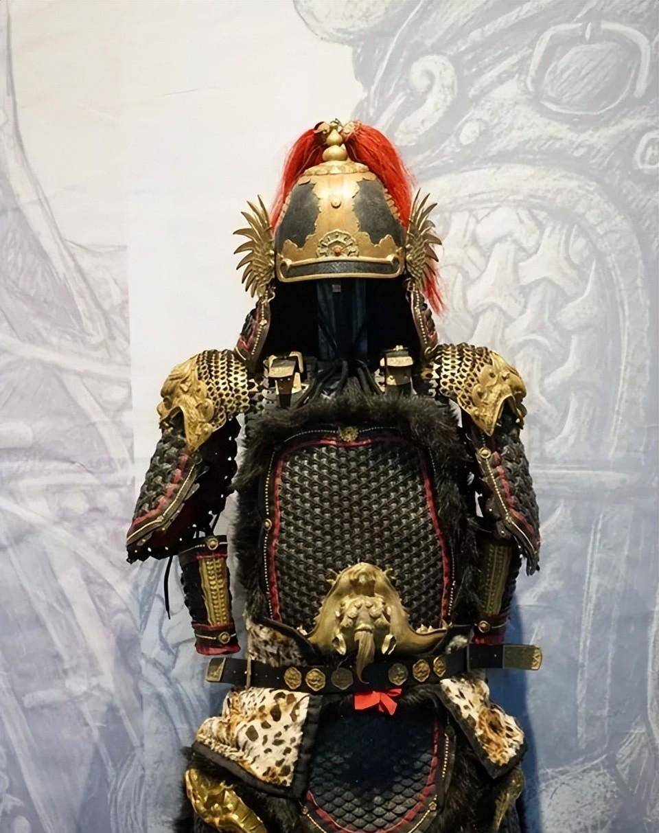 中国古代头盔的主要类型_铠甲_装饰_保护