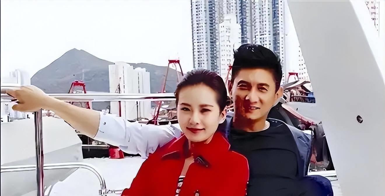 "白月光"刘诗诗的粉红史:从傻白甜到10亿阔太,爱情很精彩_角色_观众