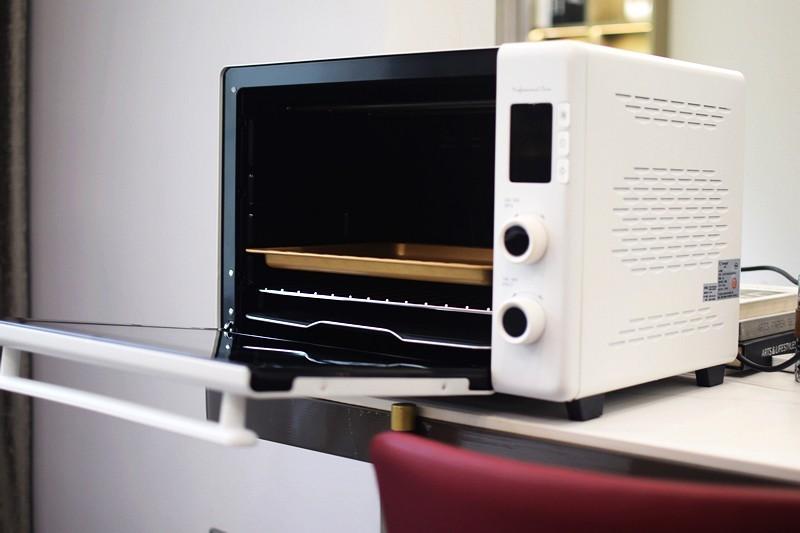 下厨更简单 提升幸福感 长帝猫小易pro烤箱