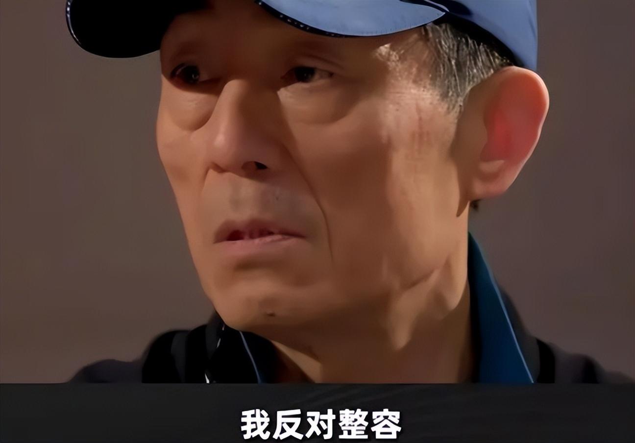 这就是张艺谋,坚决不用整容脸的原因吧?_皮肤_脸蛋_时候