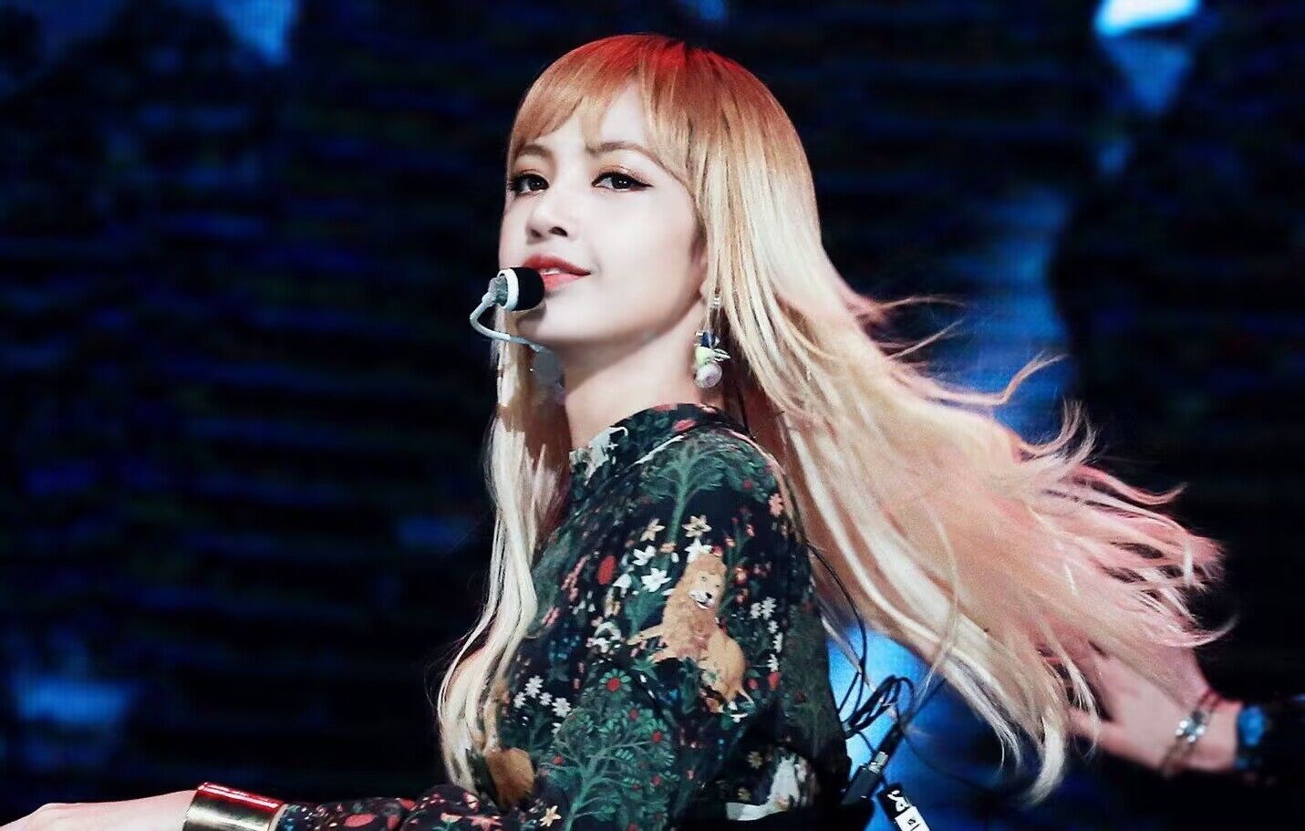 lv三公子前任遭曝光,富家女身份狂甩lisa几条街!_家族_市场_疯马