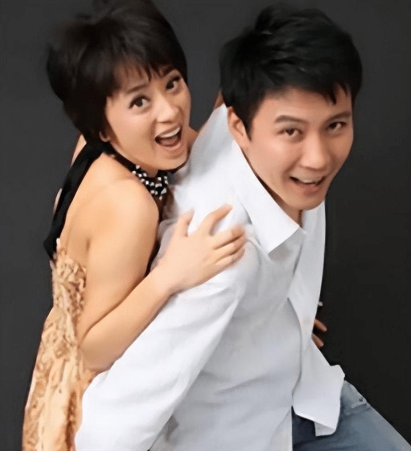 赵峥:和妻子姐弟恋,恩爱二十载无绯闻,百分百的好丈夫,好爸爸_谢润