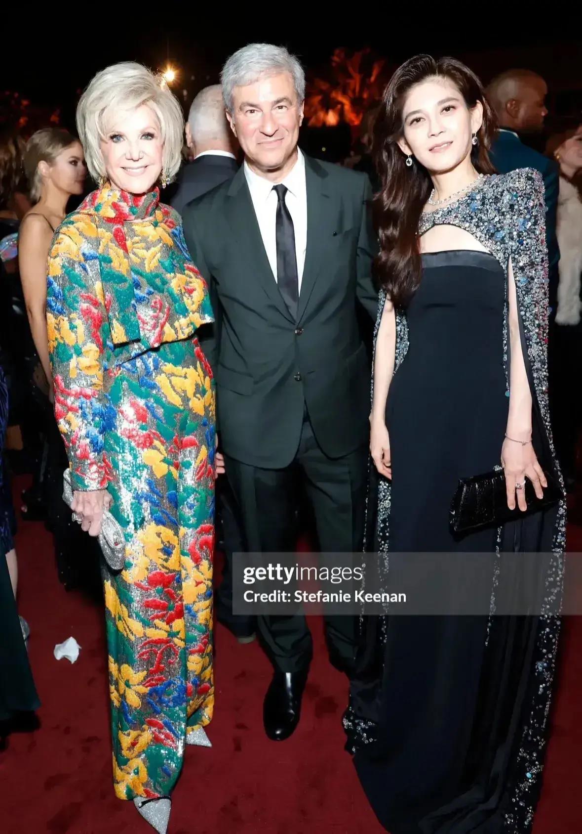 韩国第一财阀家姑侄同框!