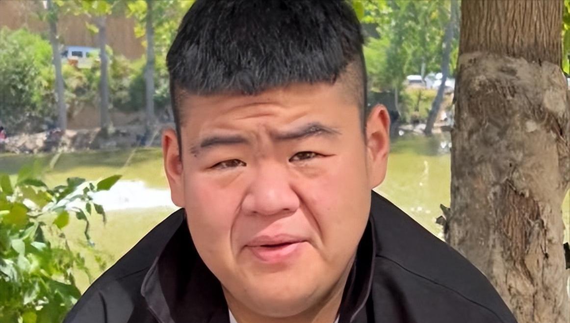 "中国首胖"王浩楠,为爱切胃暴瘦480斤,成名后出轨与娇妻离婚_王浩南