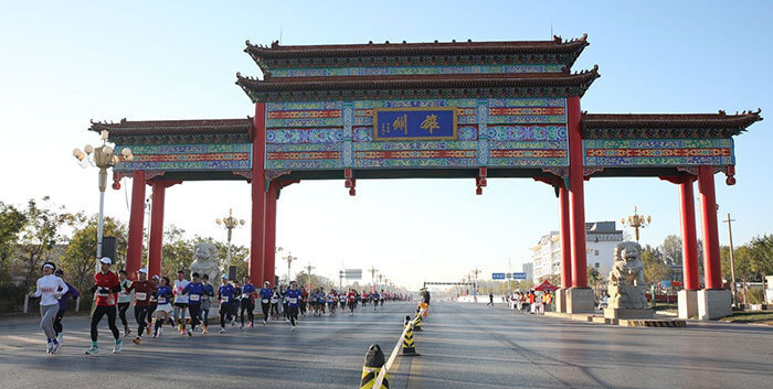 从雄县历史文化轴南北贯通的雄州路出发,欢呼向前,一路穿越雄州大牌楼