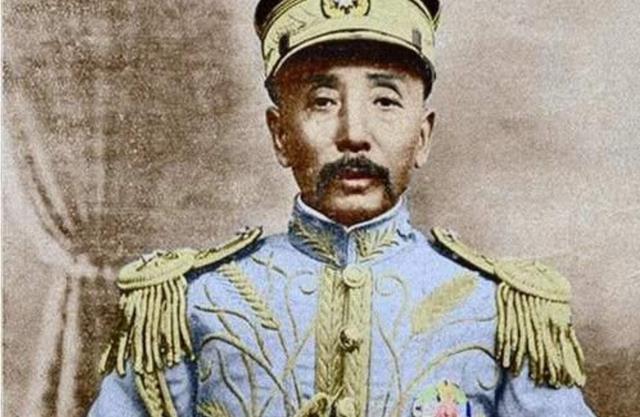 张作霖属下赌光50万,向大帅请罪,张作霖怒怼:再给你100万!
