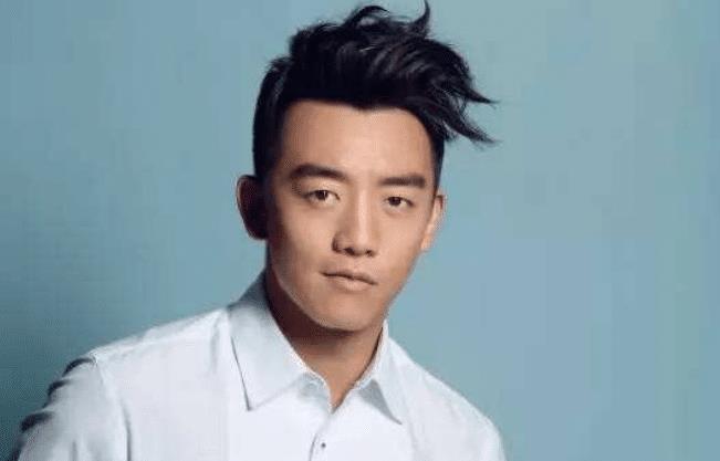 表演技艺精湛的郑恺,塑造人物个性鲜明,尤其是个人气质脱俗_聋哑人