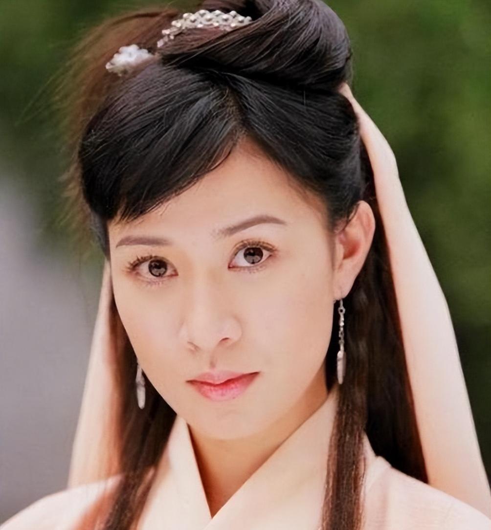 48岁"孤身一人"的佘诗曼,活成了人生赢家_陈浩民_郑嘉颖_关系