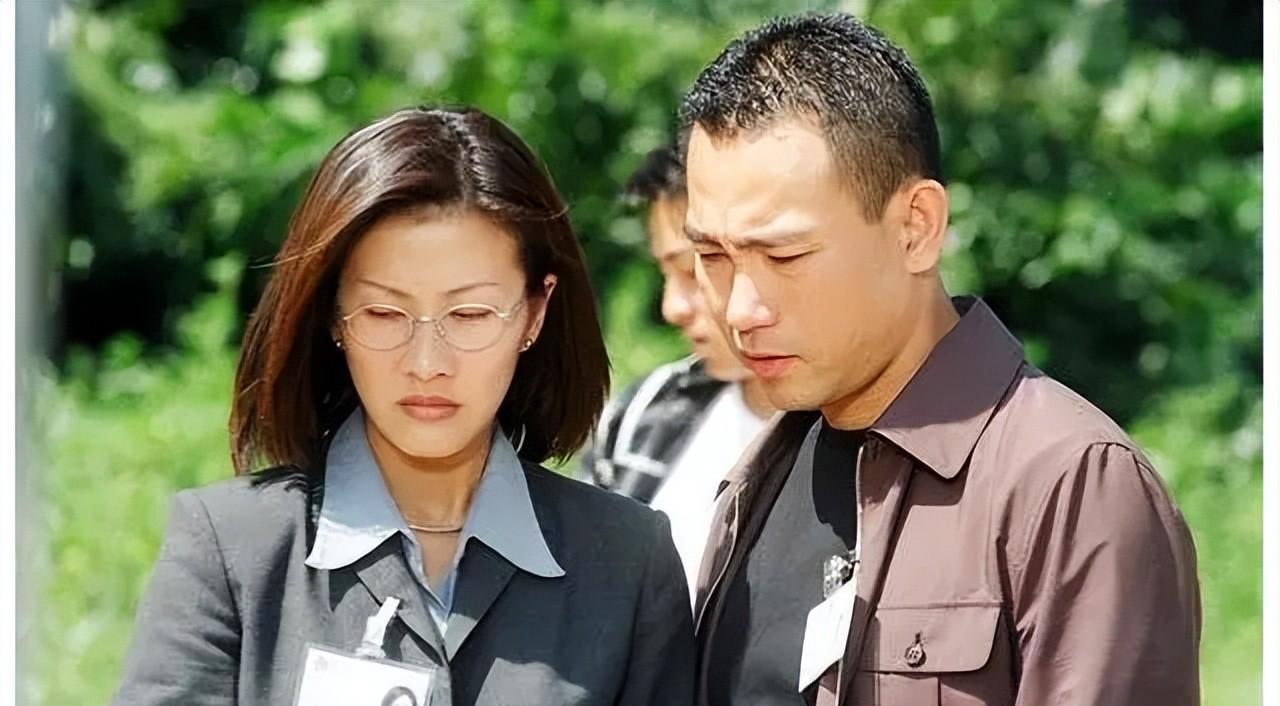 邓萃雯的九姑娘,陈慧珊的法医,没有一个是傻白甜_徐飞_武俏君_感情