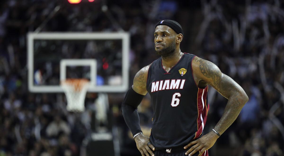 22000分,库里用了892场,詹姆斯,杜兰特,哈登等几场_比赛_历史_能力