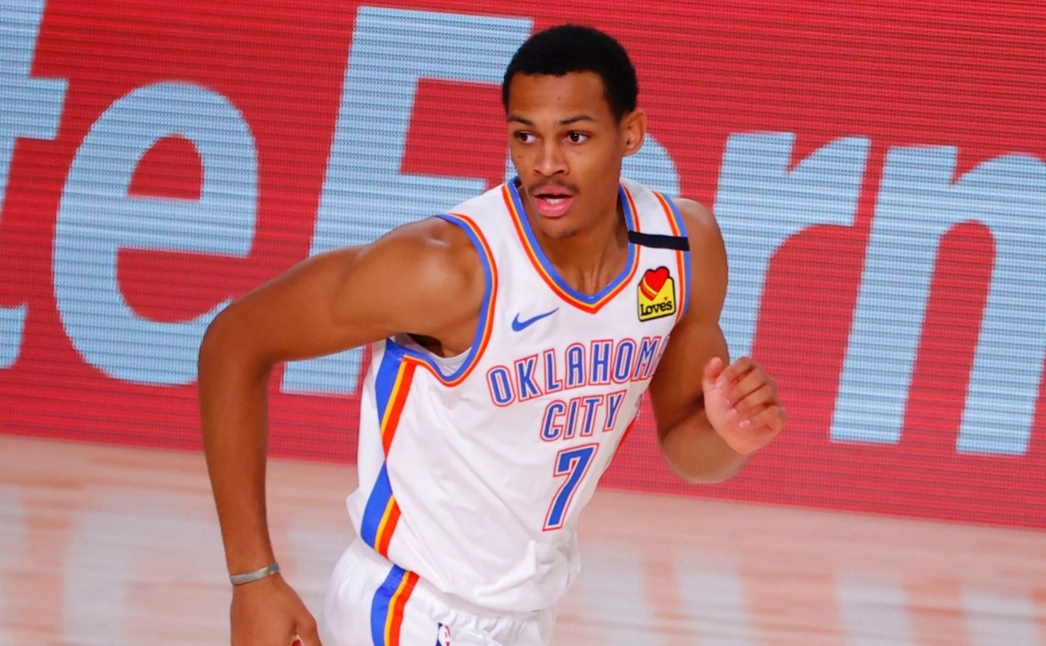 达里厄斯-贝兹利:希望尽快找到自己的位置,回归nba赛场_雷霆_顺位