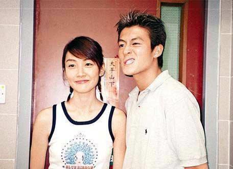 双方也都非常高调,陈冠希还公开表示杨永清是他的女朋友.