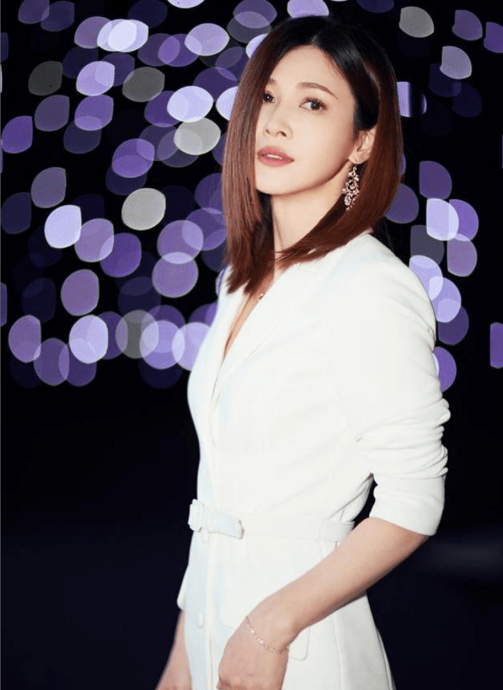 童蕾:曾和周一围相恋5年,转身嫁给亿万富豪,风光7年负债1.