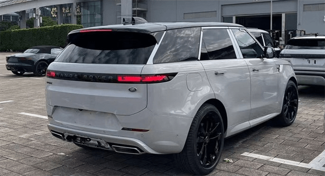 2024款路虎揽胜运动版即将上市,有望搭载4.