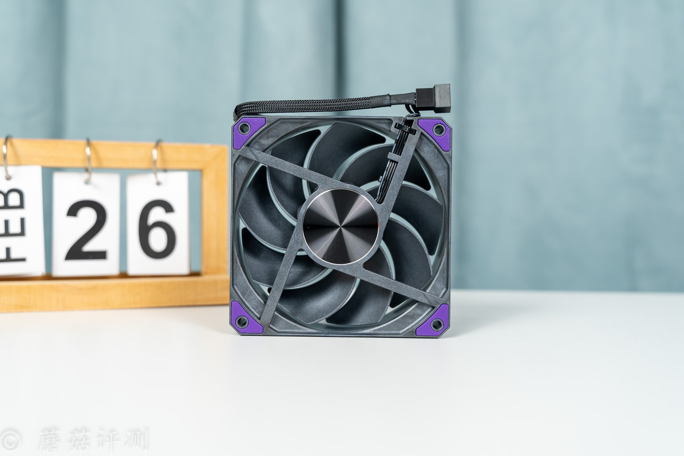 振华megacool巨风12cm机箱风扇 评测