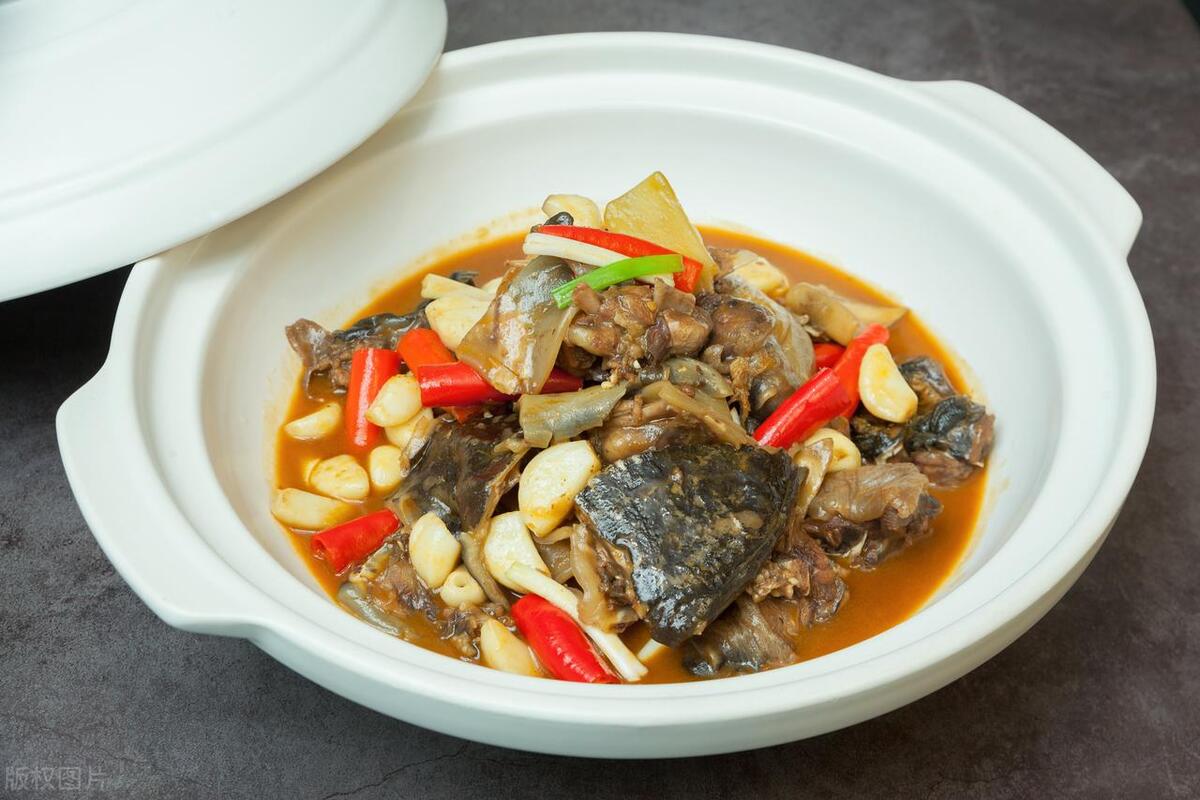 爆炒甲鱼的家常做法,肉质细嫩,轻松掌握!_口感_影响_处理