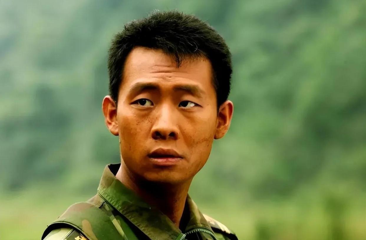 张译:我这辈子最正确的决定,就是娶了一个大自己6岁的二婚妻子_女孩