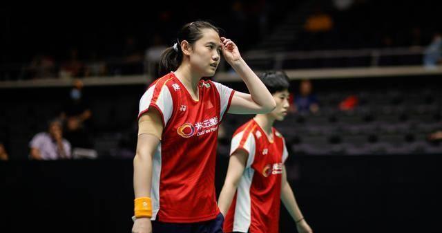 在这种情况下,中国年轻女双选手李艺静/罗旭敏以总比分0:2惨遭淘汰