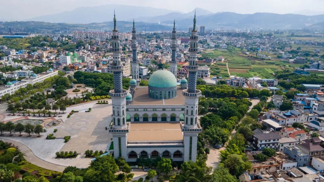 国内最适合"躺平"的城市:四季如春,房价叫板鹤岗!_个旧_历史_火车站