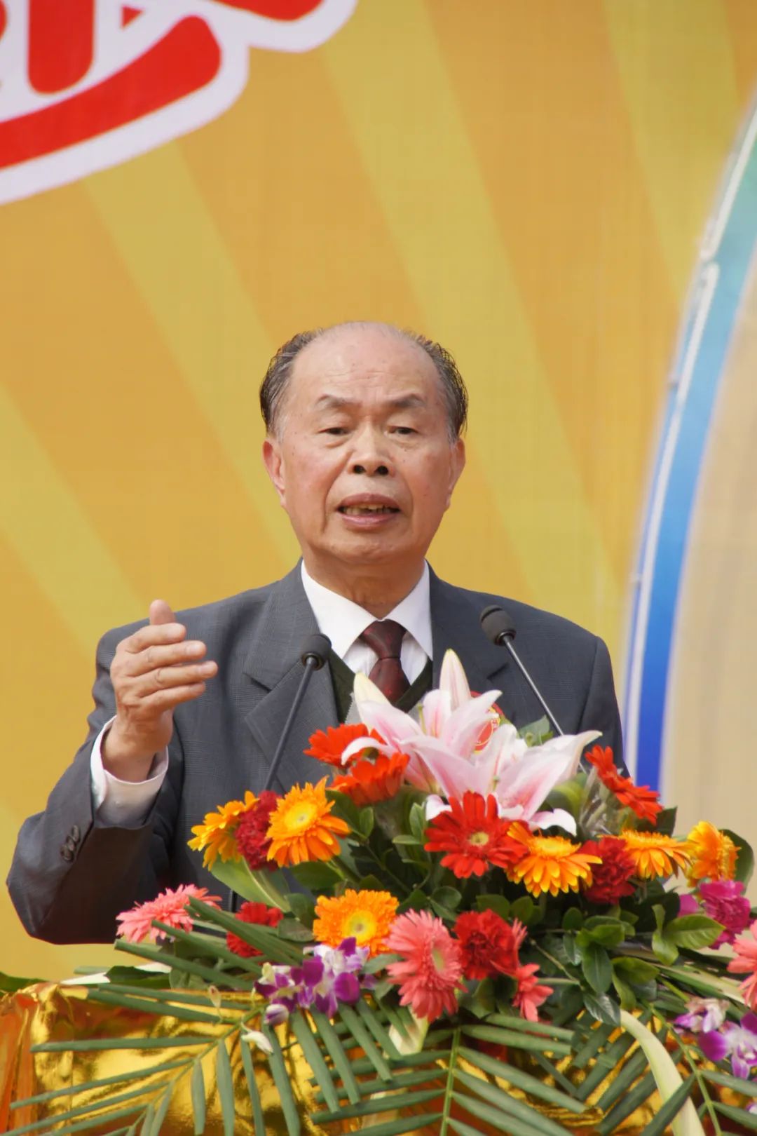 【福见惠安61乡贤有为】陈荣春:拳拳爱国心 殷殷桑梓情_家乡_中国