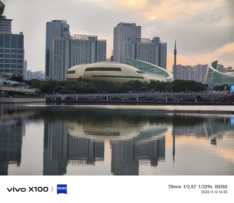 潜望长焦不再是超大杯的特权！vivo X100评测：最具性价比的标准版影像旗舰(图24)