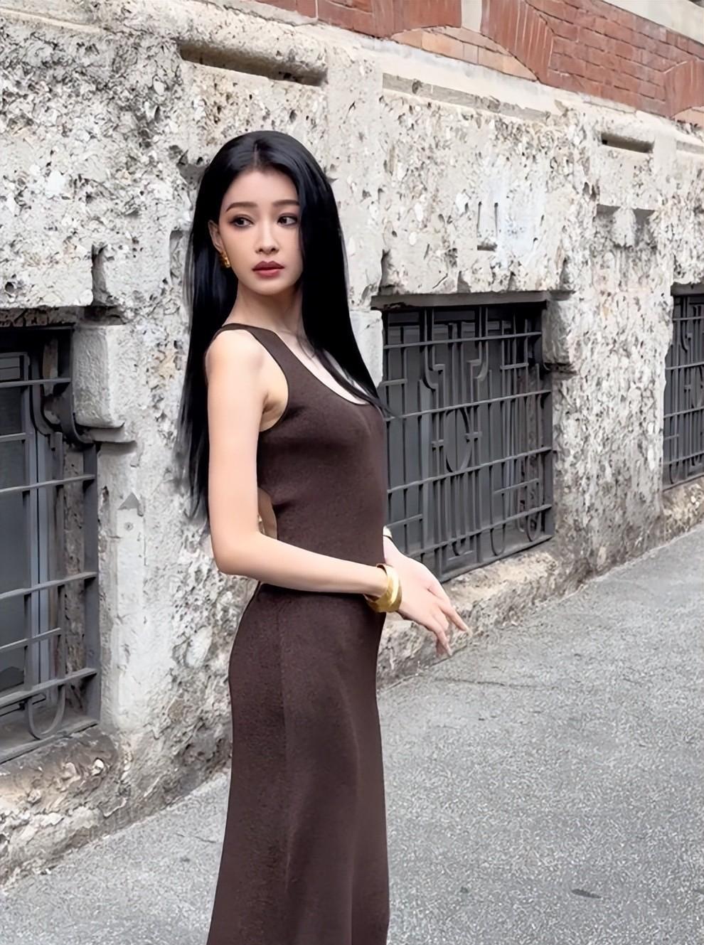 米兰时装周第二波:倪妮好绝,寡姐臃肿难认,张柏芝孙怡扛住镜头_时尚