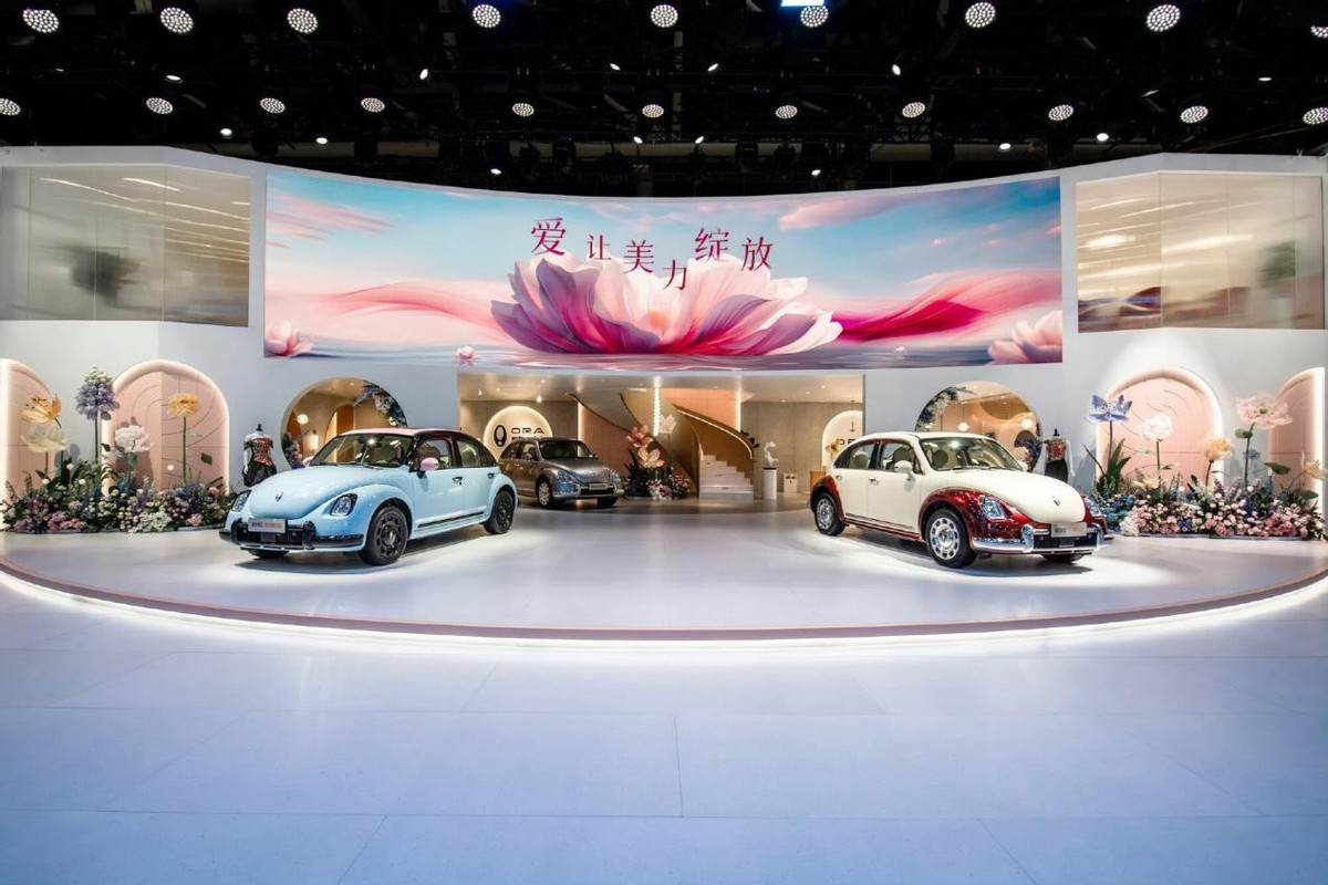 欧拉芭蕾猫"新猫装"亮相2023广州车展,论独一无二还得是欧拉_搜狐汽车