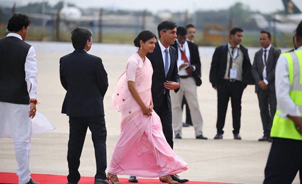 阿克·塞塔虽然是英国第一夫人,但她却来自印度.