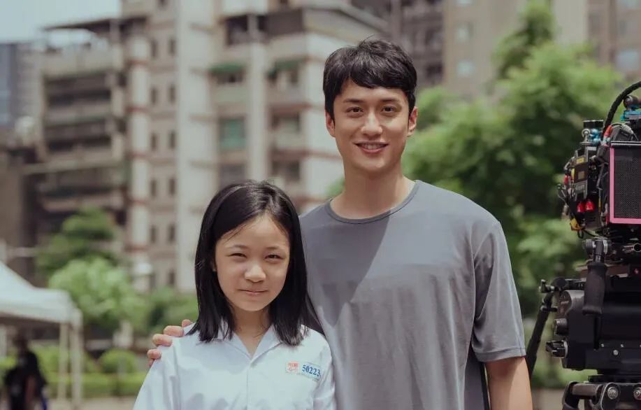 《此时此刻》中的刘俊谦,把郭雪芙带成演技派,小s高喊好喜欢他_香港