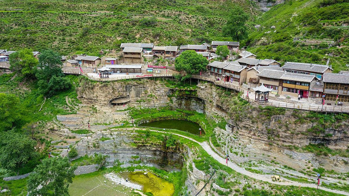 宁武悬空村:一座神奇的空中村落_村庄_建筑_边缘