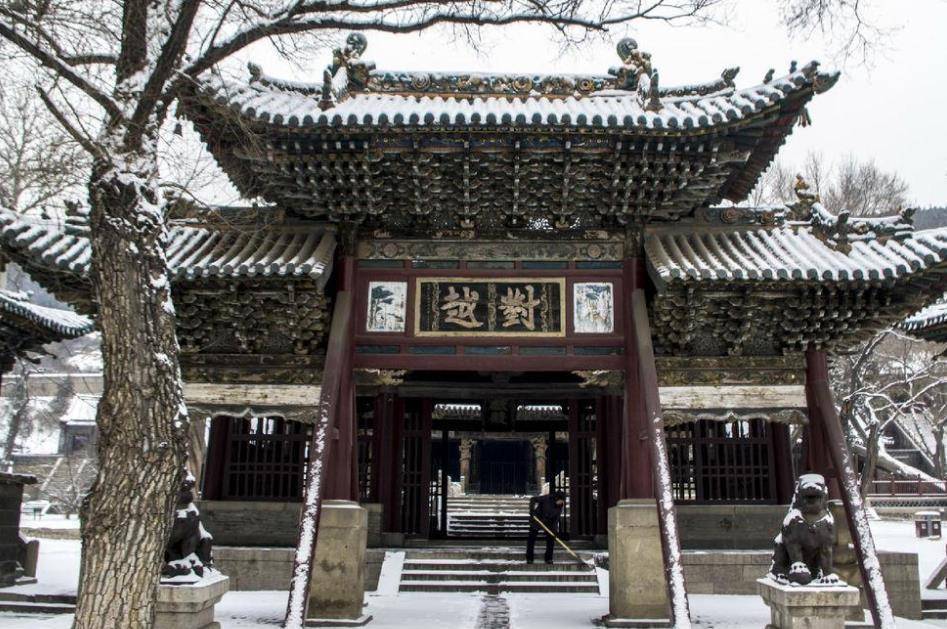 不过经过了多年的整治之后,晋祠周边的黑导游和黑店也被一扫而光,现在