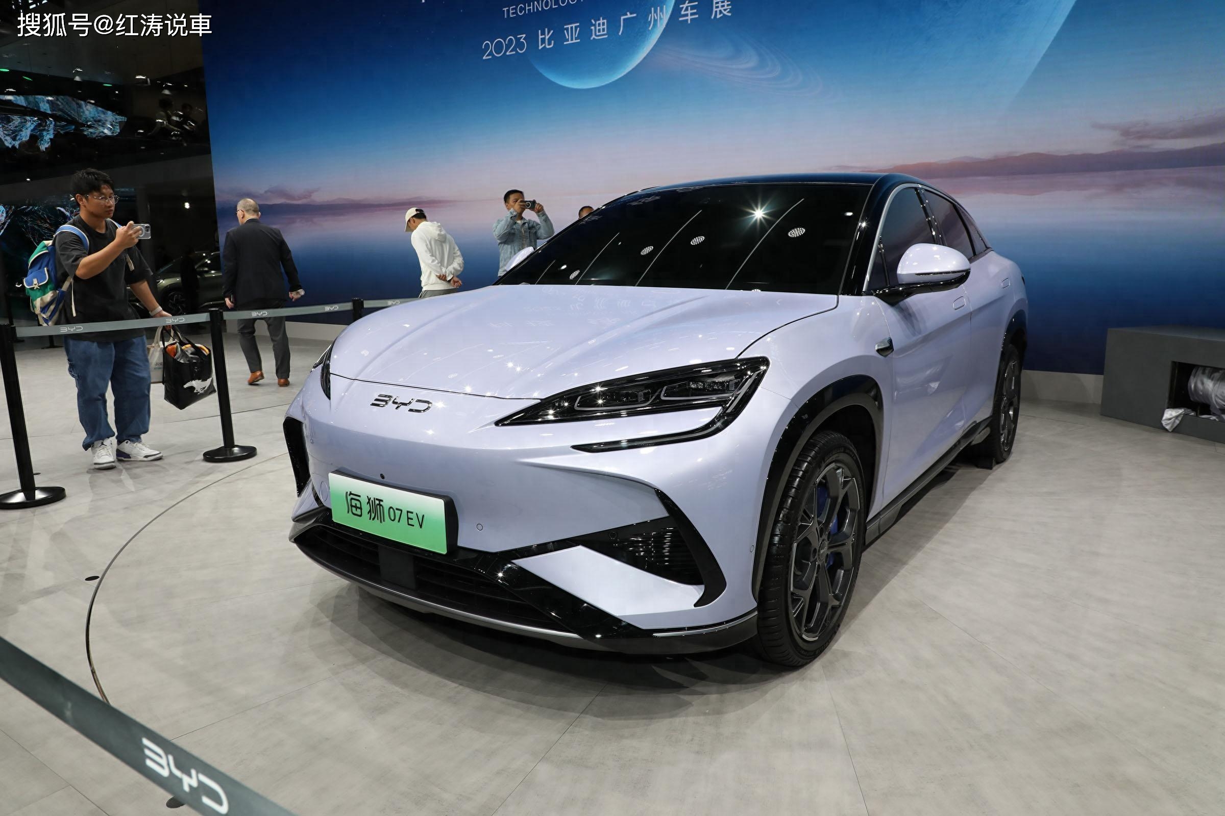 比亚迪海狮07 ev,外观帅气,纯电动中型suv,配云辇