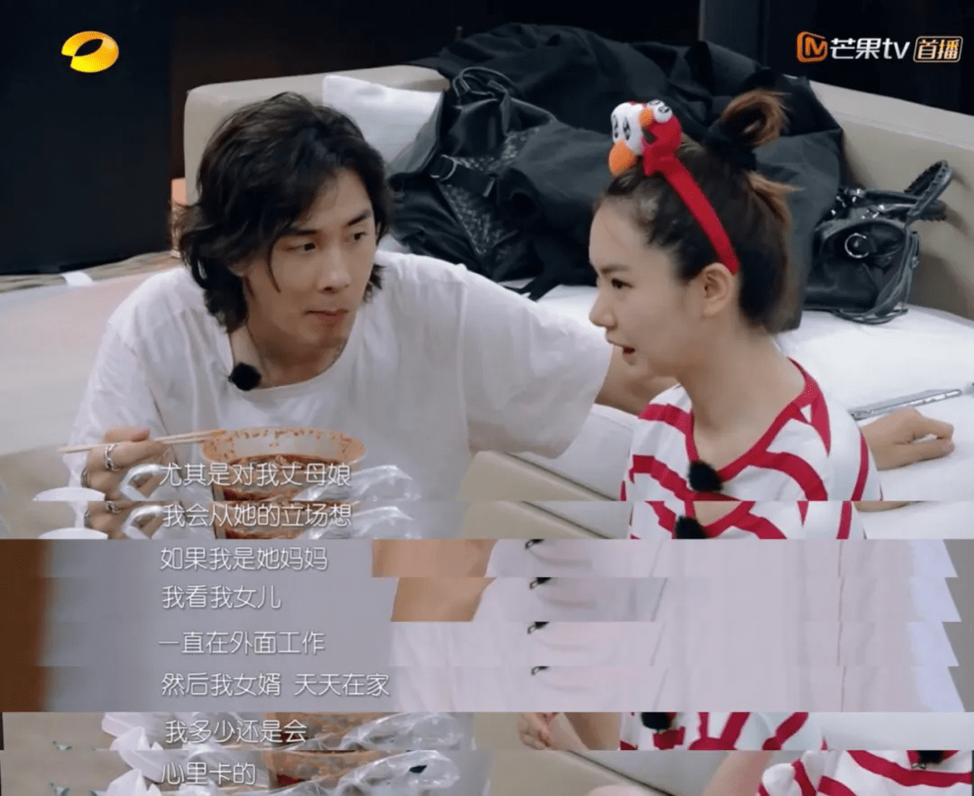 戚薇背后的男人李承铉:一个家庭主夫凭什么再度翻红?_工作_女儿_事业